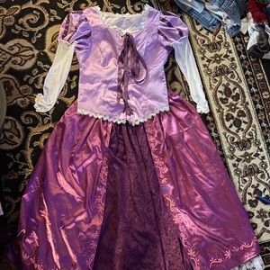 Rapunzel Cosplay/Starter Dress